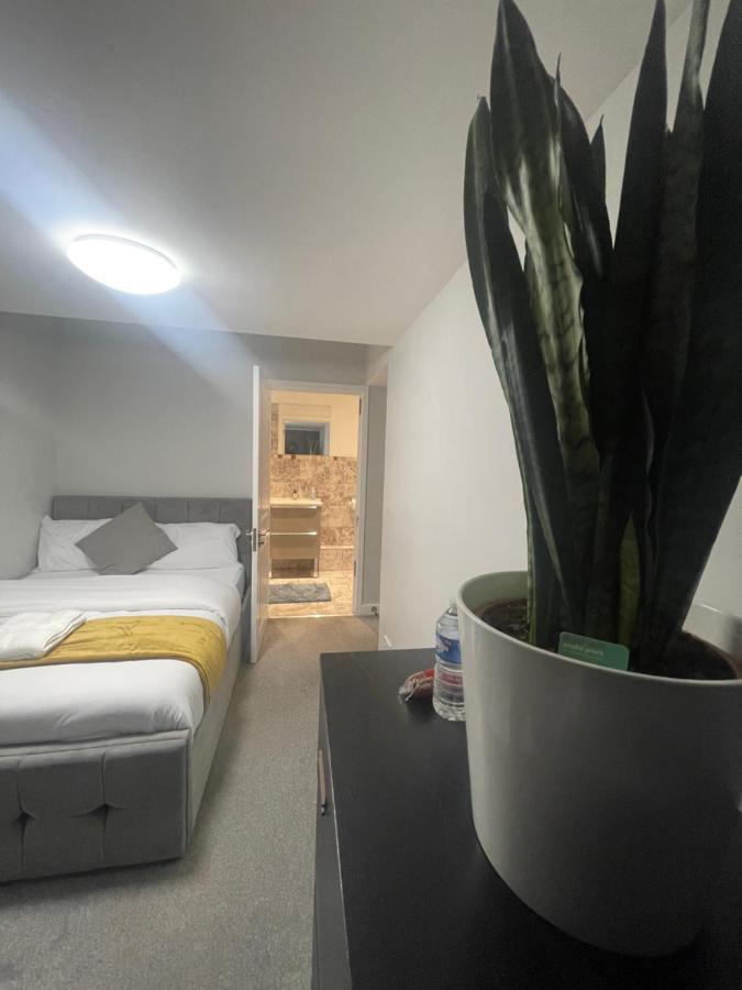 Beautiful En-Suite Bedroom ايبسويتش المظهر الخارجي الصورة